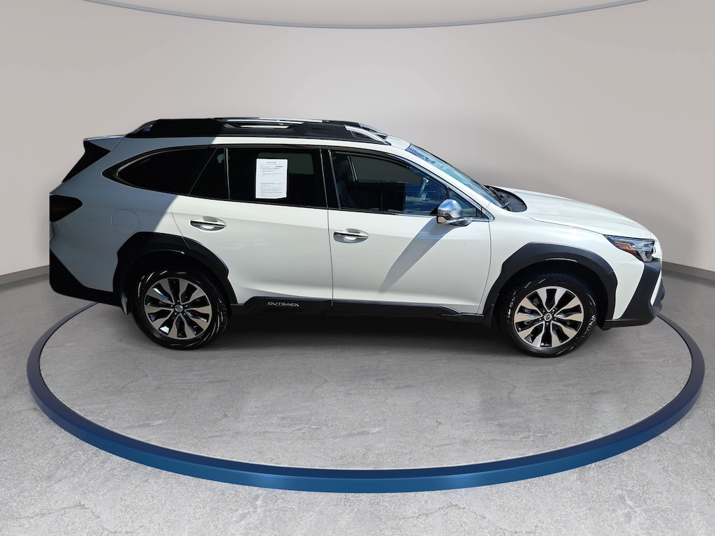 Used 2025 Subaru Outback Touring XT SUV