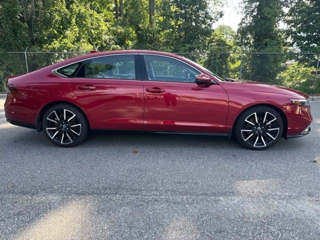 Used 2023 Honda Accord Hybrid Touring Sedan
