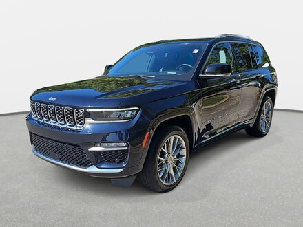 2023 Jeep Grand Cherokee Summit SUV