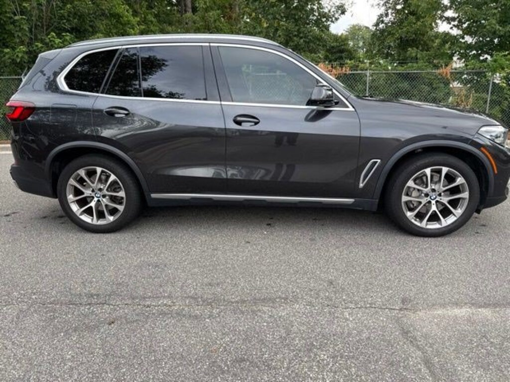 Used 2021 BMW X5 sDrive40i SUV