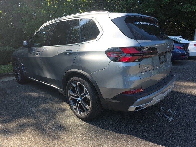 2025 Bmw X5 xDrive50e photo 2