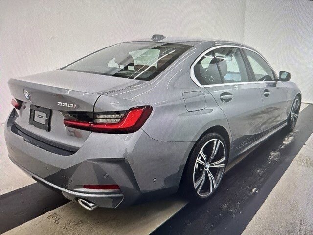 2024 Bmw 330i photo 2