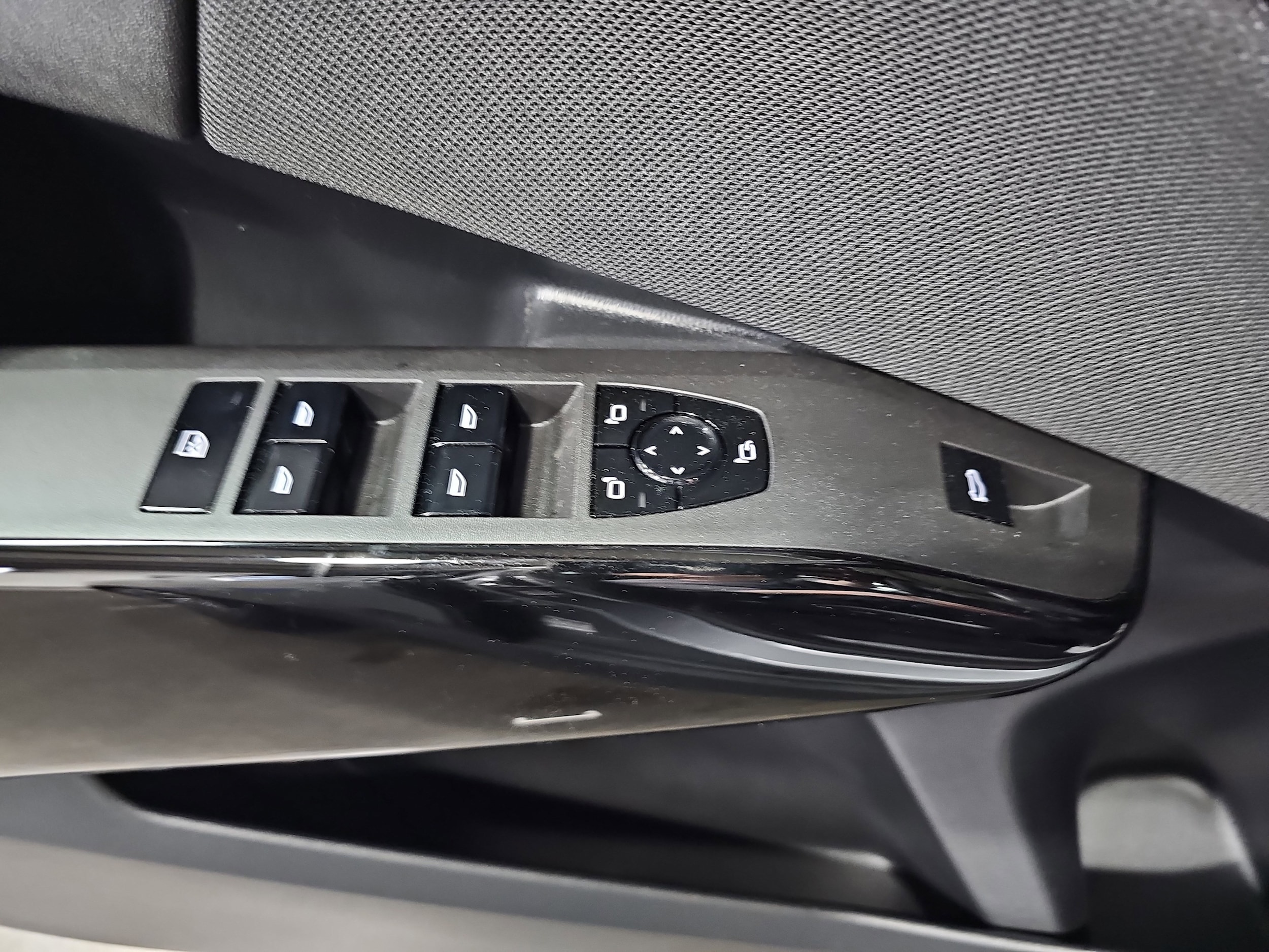 2026 BMW X3 30 - Photo 29