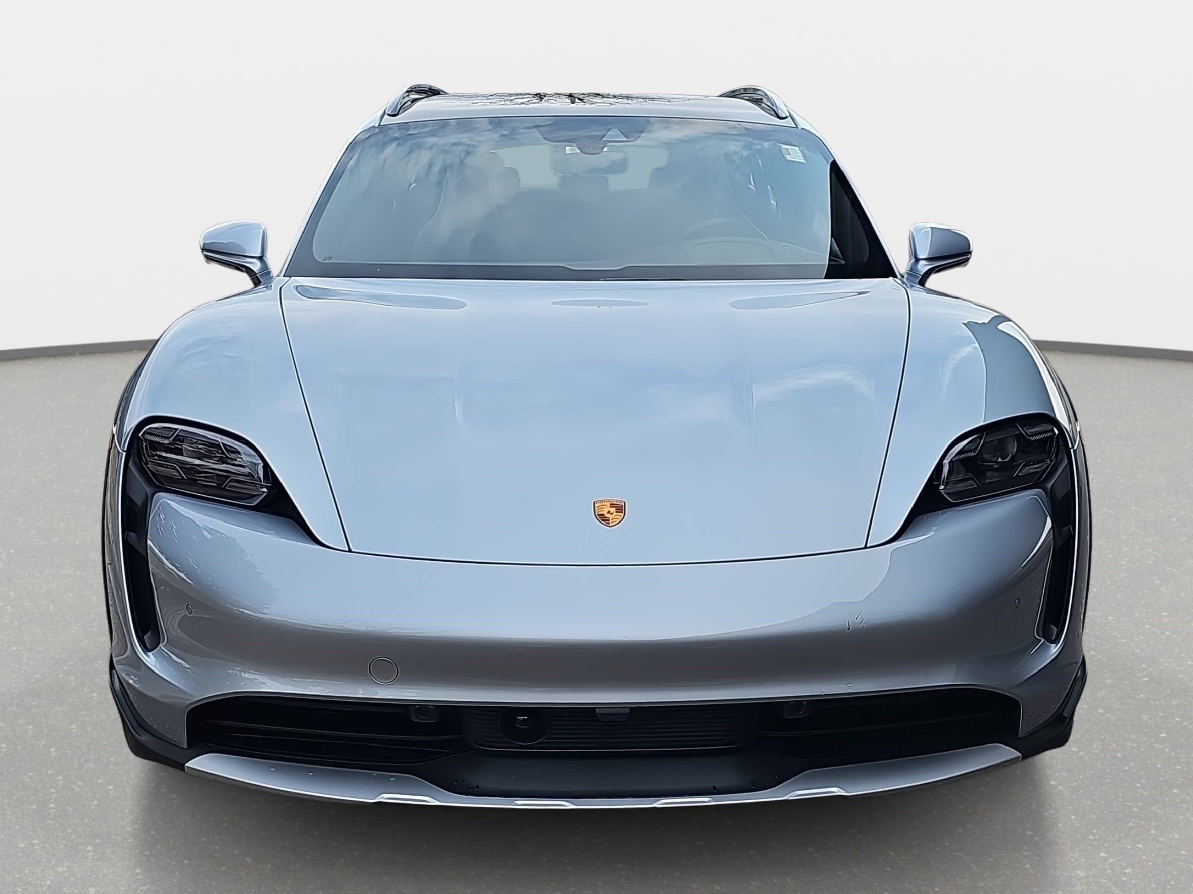 2023 Porsche Taycan Cross Turismo 4 photo 2