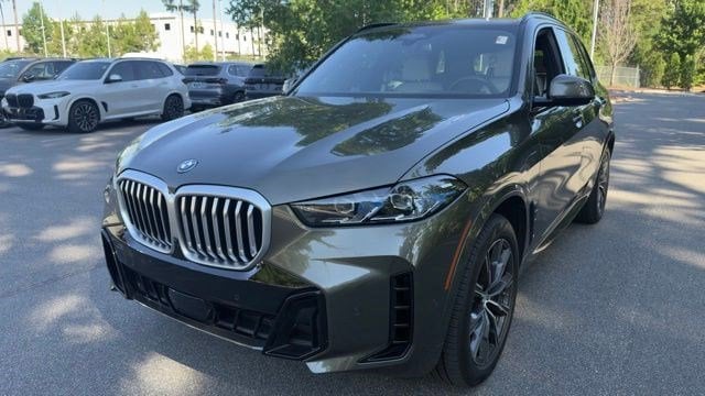 2026 BMW X5 xDrive50e's photo