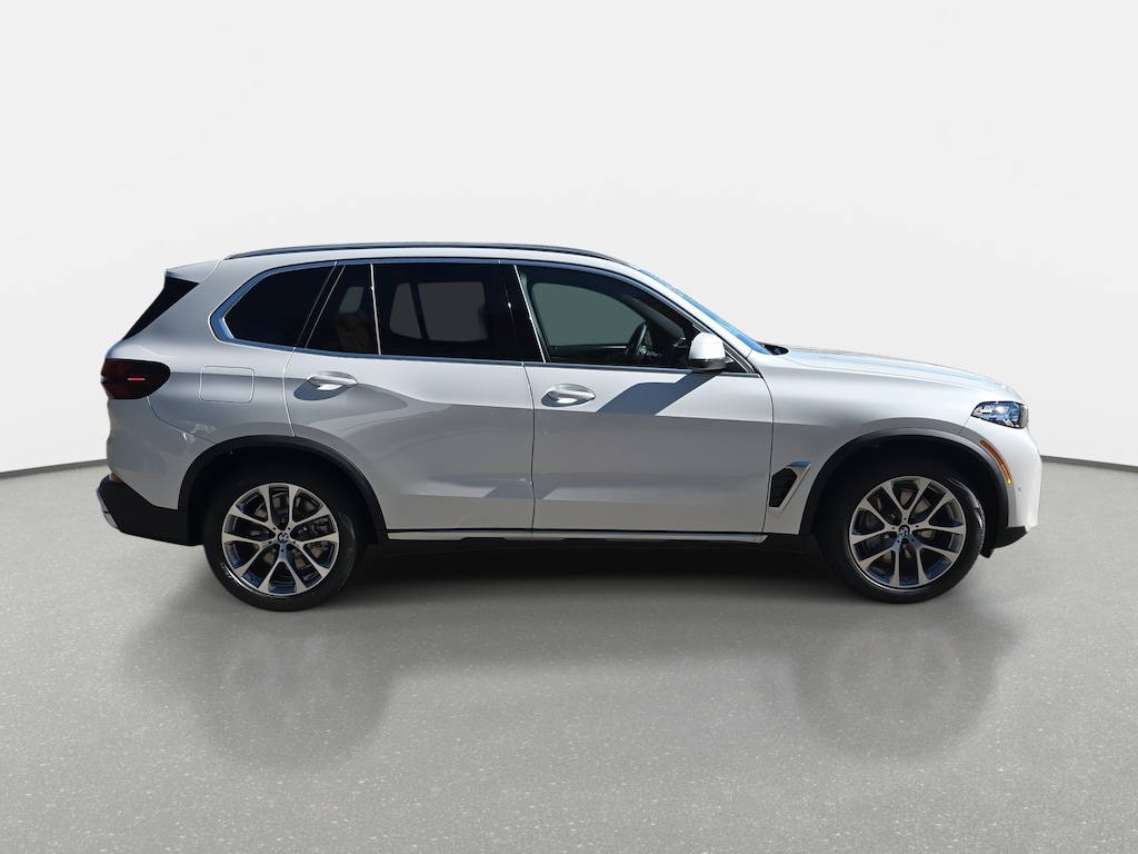 New 2026 BMW X5 PHEV xDrive50e SUV