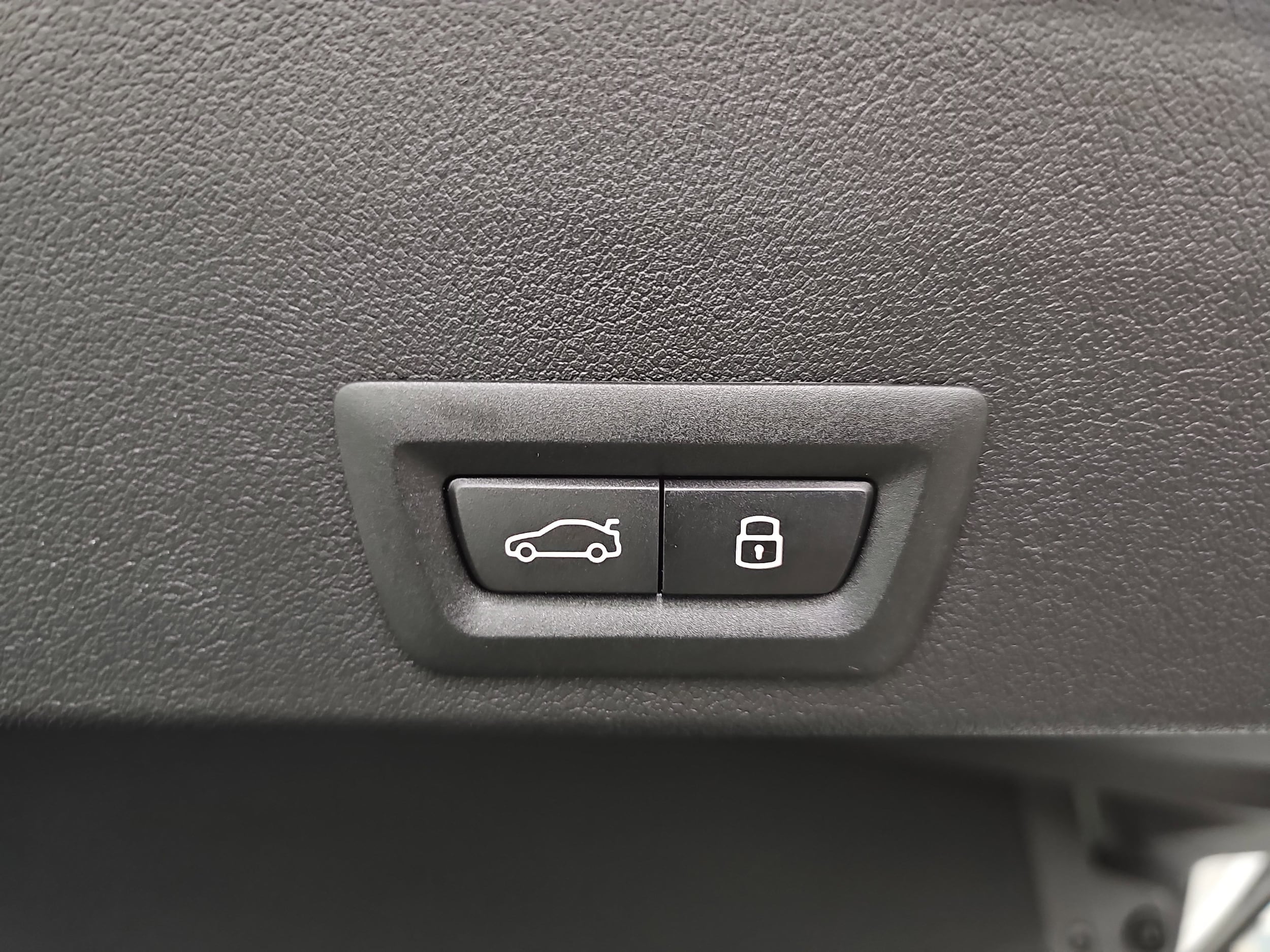 2026 BMW XM Base - Photo 13