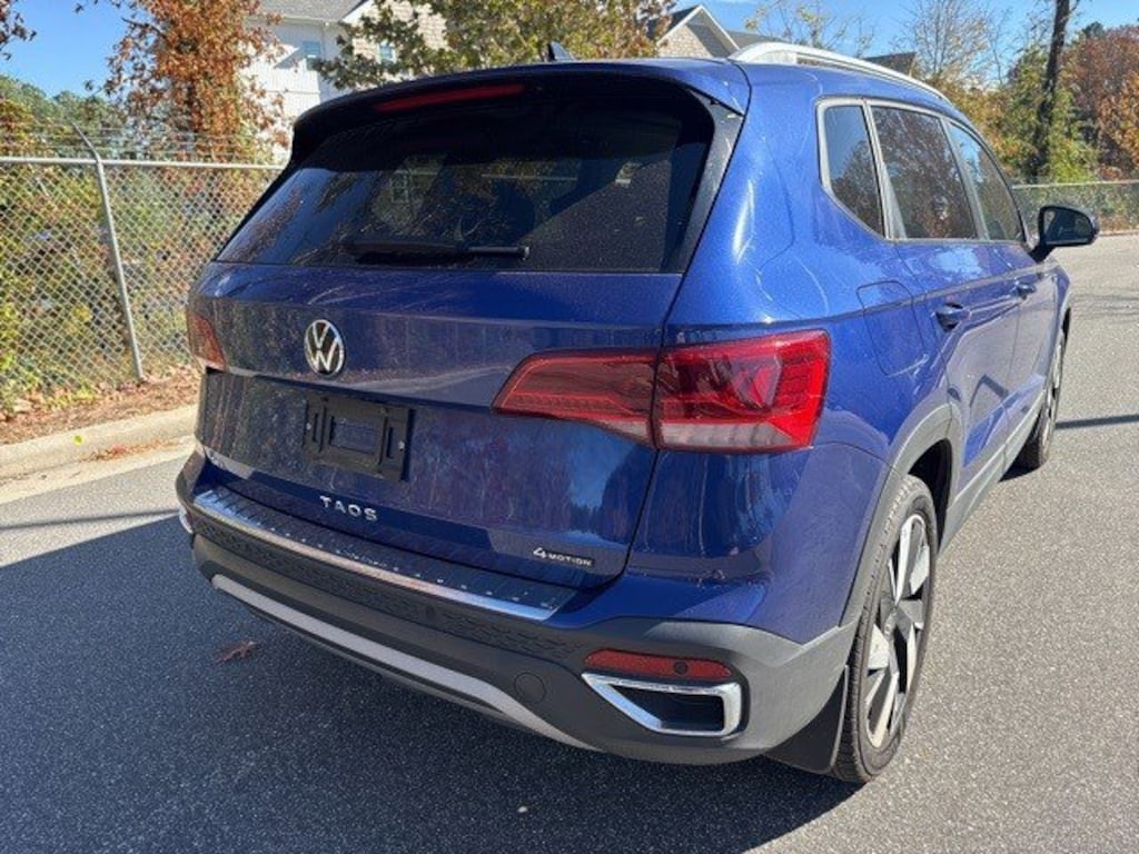 Used 2024 Volkswagen Taos 1.5T SEL SUV