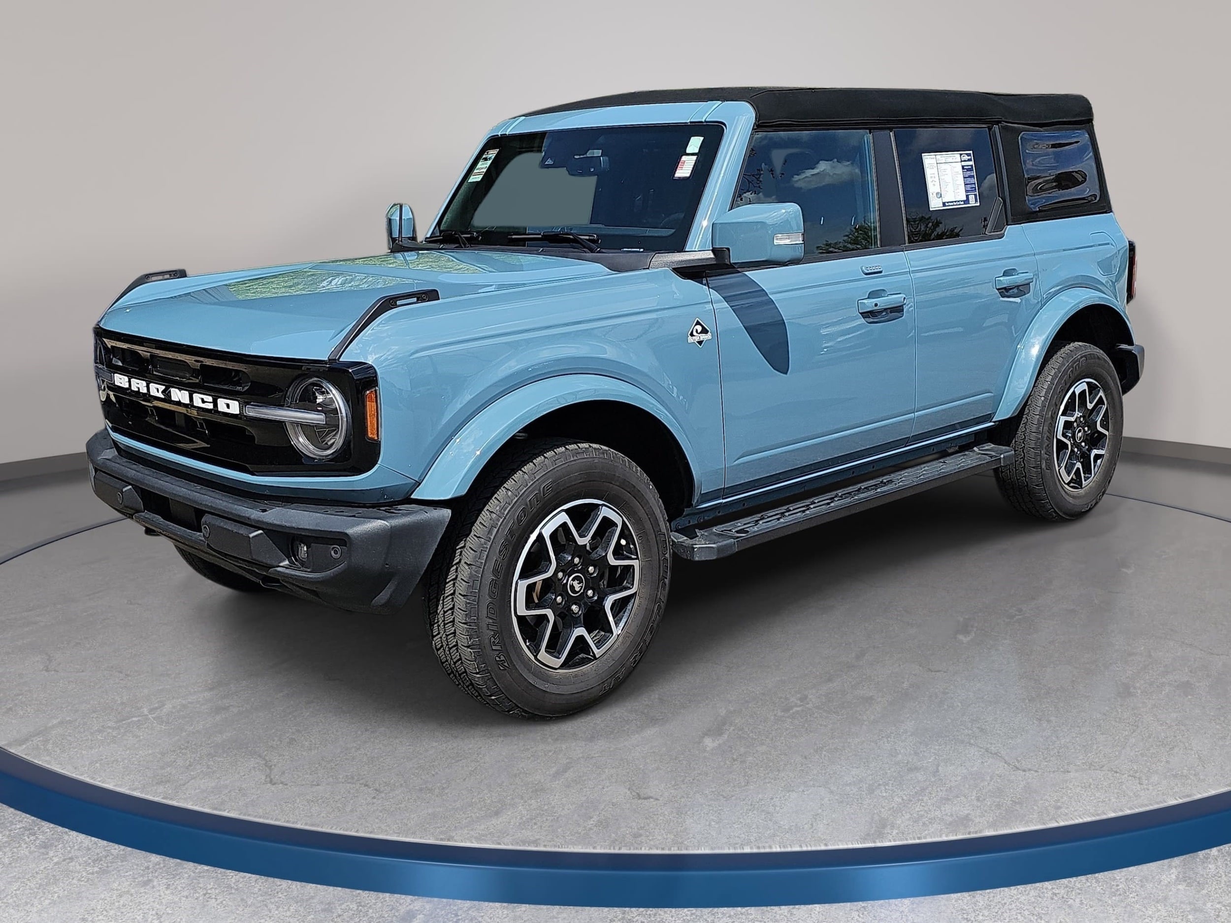 2023 Ford Bronco 4-Door Outer Banks