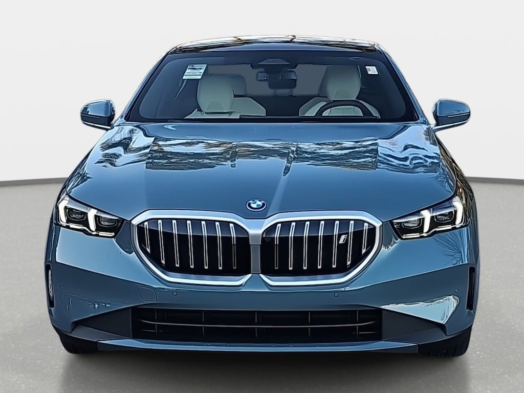 New 2026 BMW i5 xDrive40 Sedan