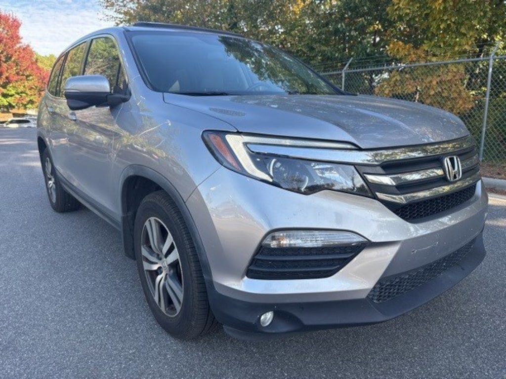 Used 2017 Honda Pilot EX-L AWD SUV