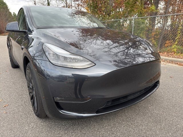 2024 Tesla Model Y Long Range photo 2