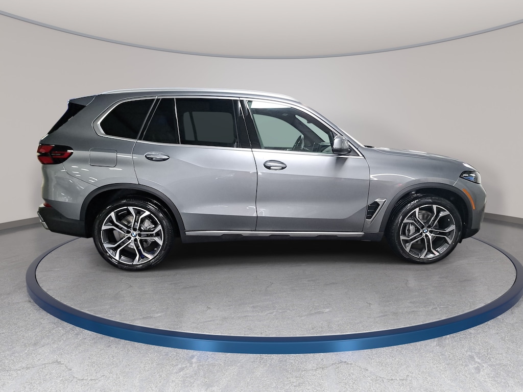 New 2026 BMW X5 xDrive40i SUV