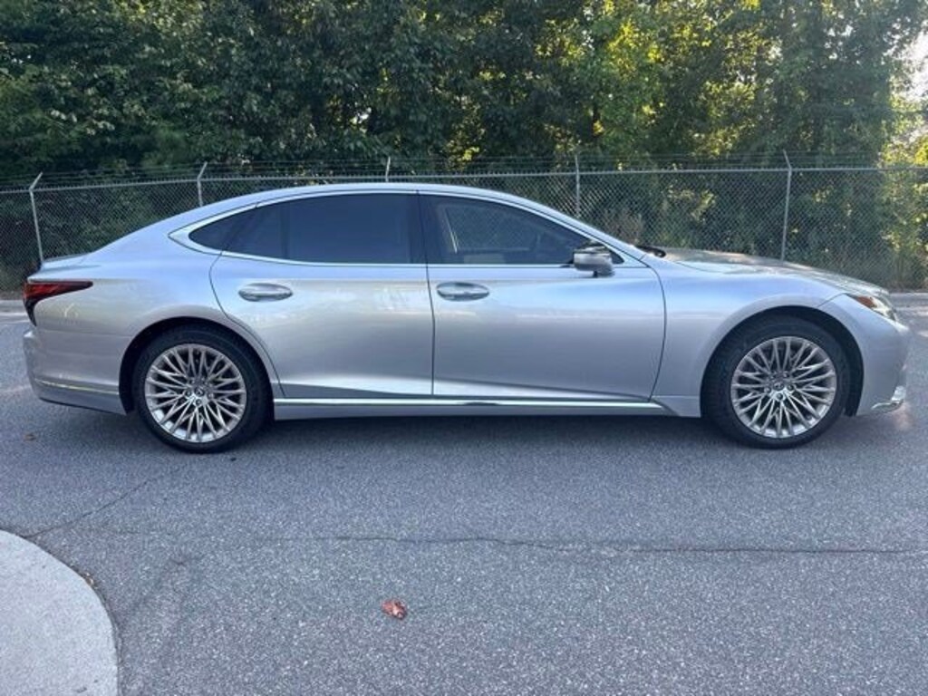 Used 2022 Lexus LS 500 Sedan