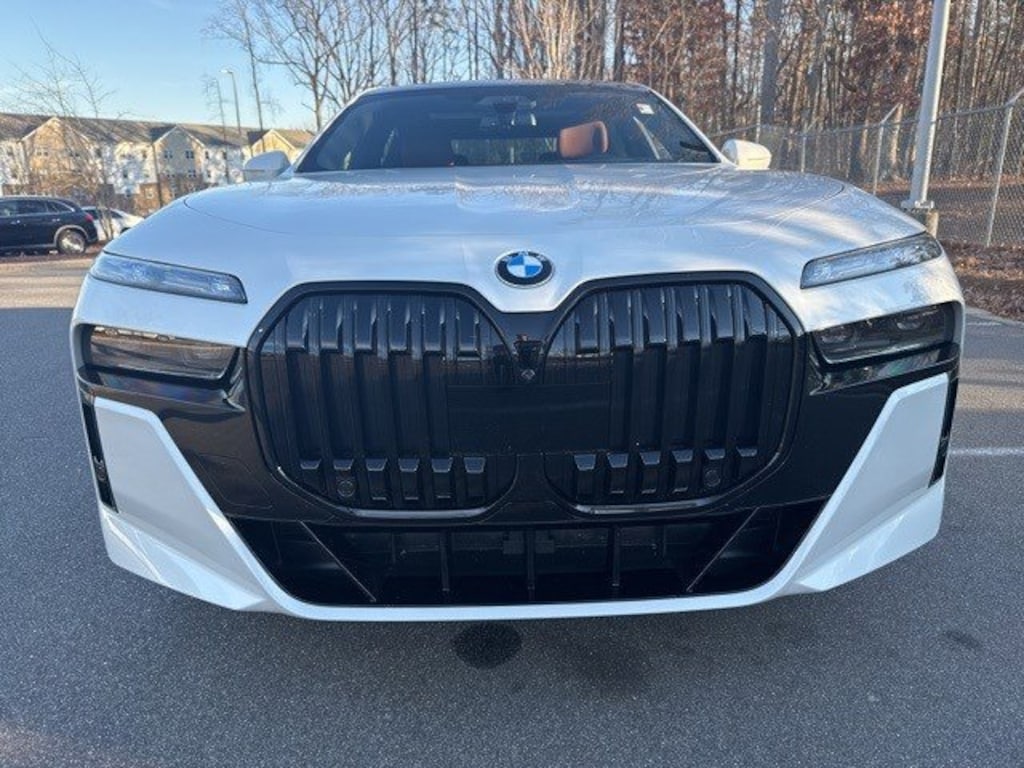 Certified 2023 BMW 760i xDrive Sedan