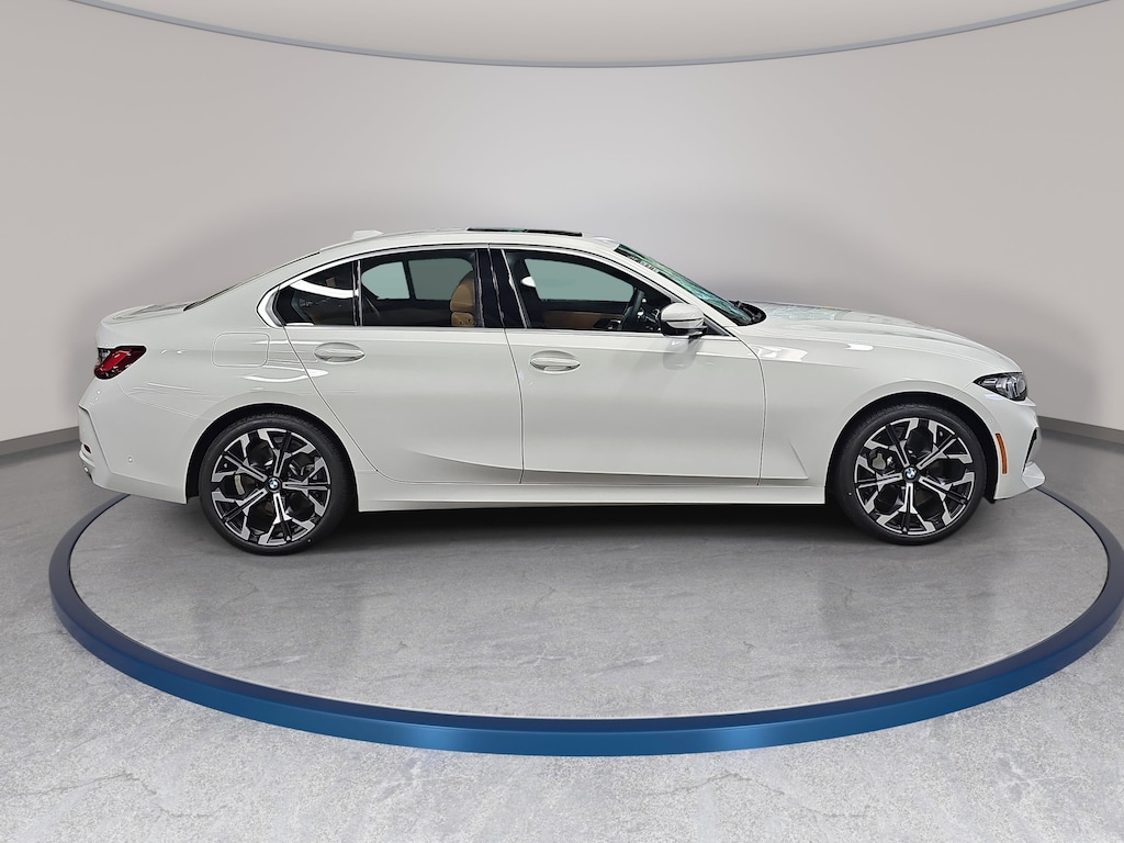 New 2026 BMW 330i xDrive Sedan