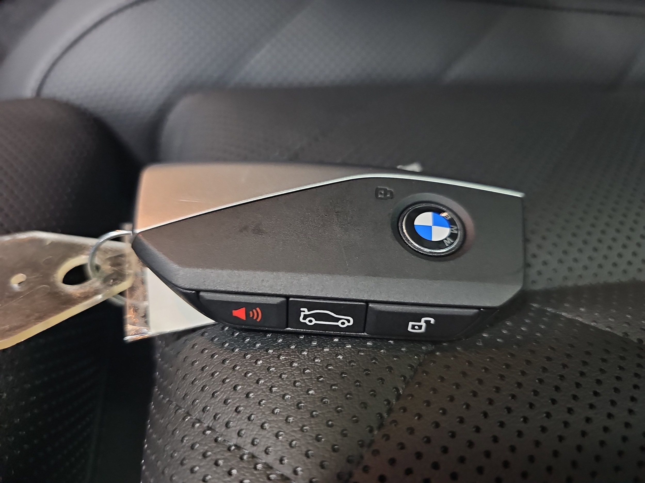 2026 BMW X5 40i - Photo 38