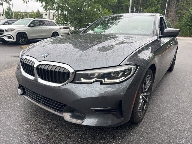 2020 BMW 3 Series 330i Sedan's photo