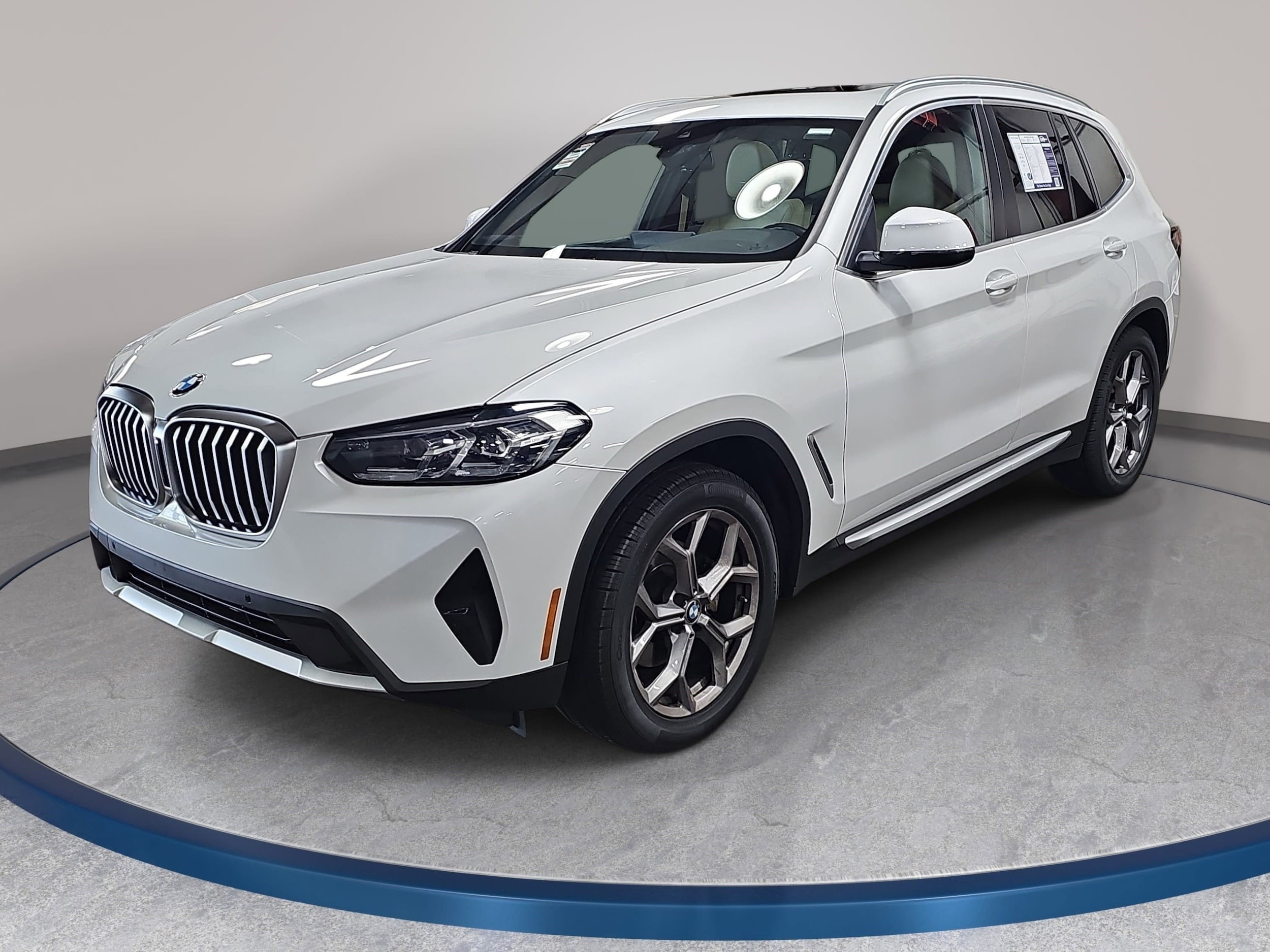 2022 BMW X3 xDrive30i's photo