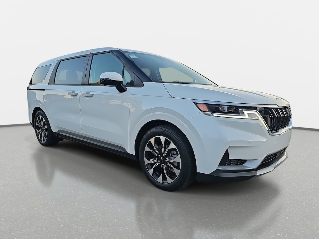 Used 2022 Kia Carnival EX MPV