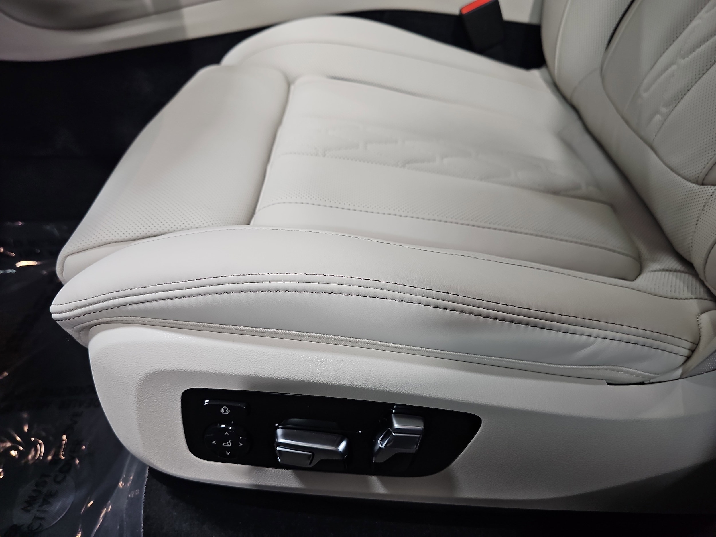 2026 BMW X5 40i - Photo 31