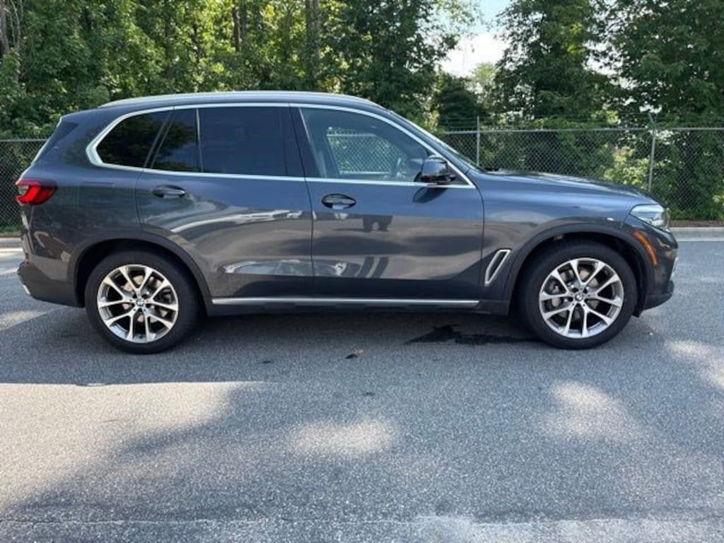Certified 2022 BMW X5 sDrive40i SUV
