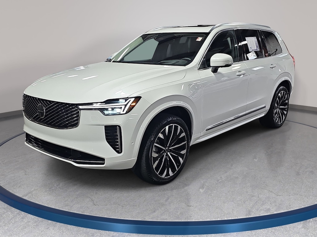 Used 2025 Volvo XC90 plug-in hybrid T8 (2025.5) Ultra 7-Seater SUV