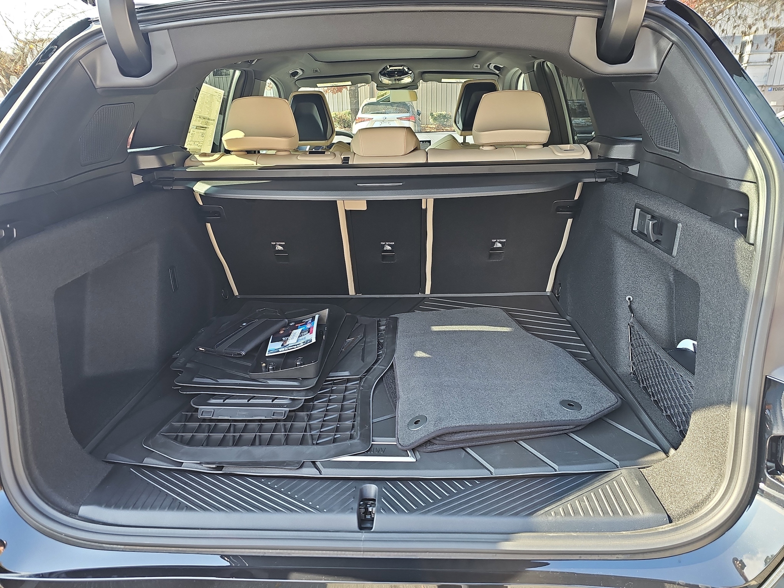 2026 BMW X3 30 - Photo 14