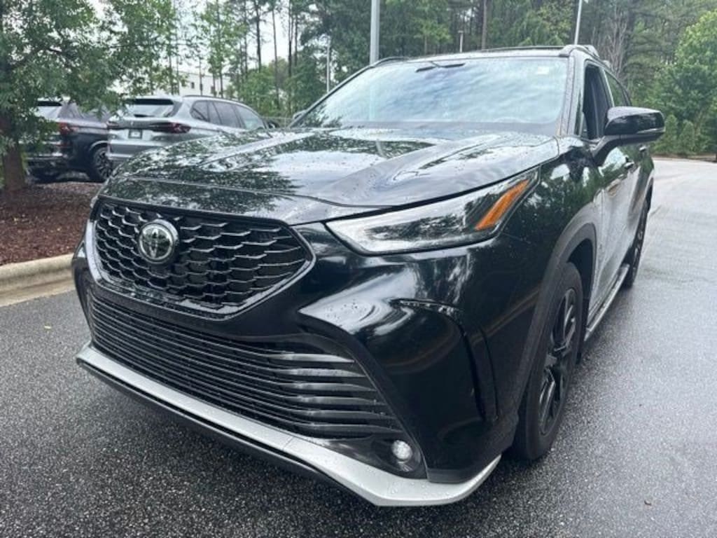Used 2023 Toyota Highlander XSE SUV