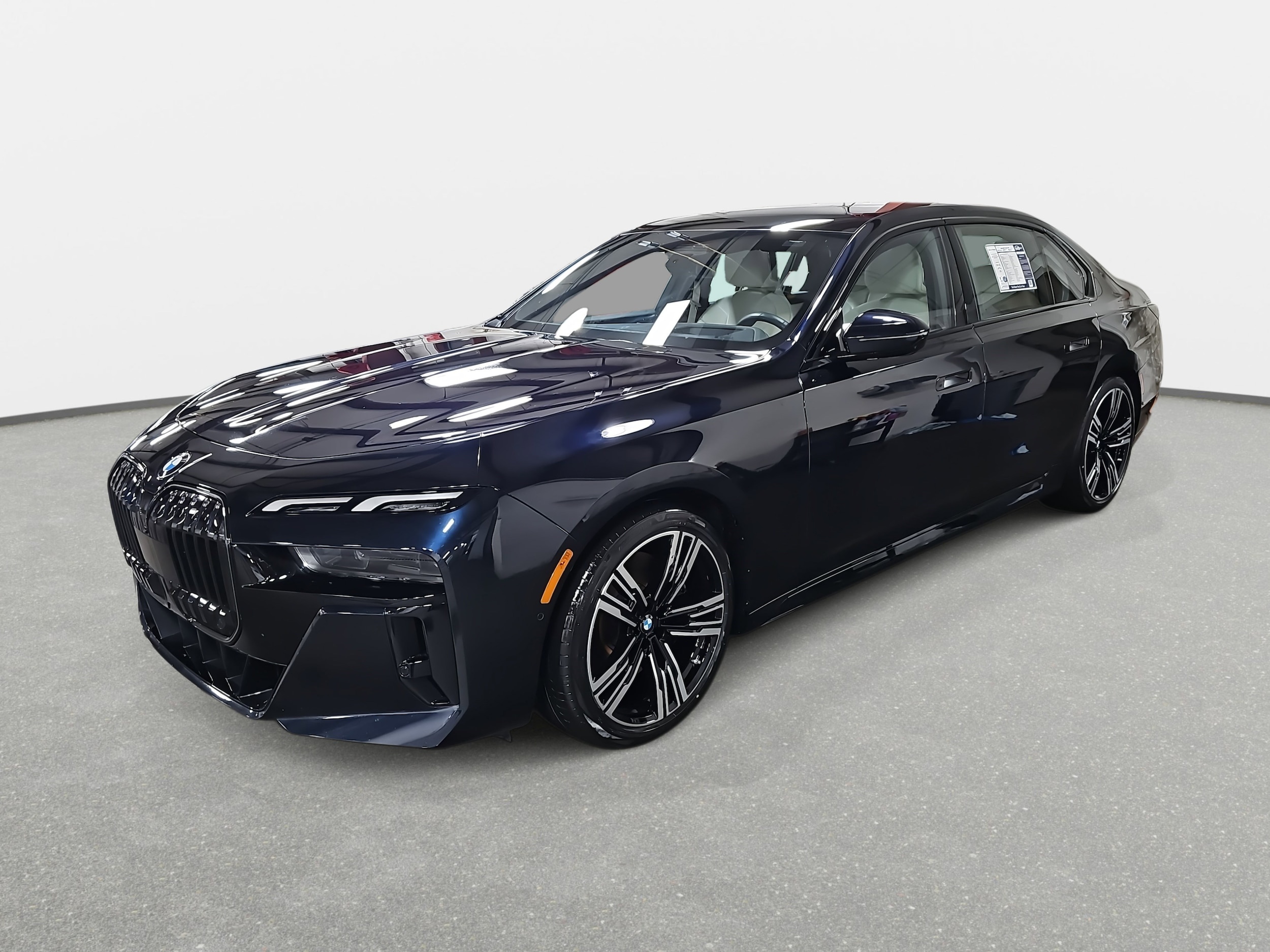 2025 BMW 740i Sedan