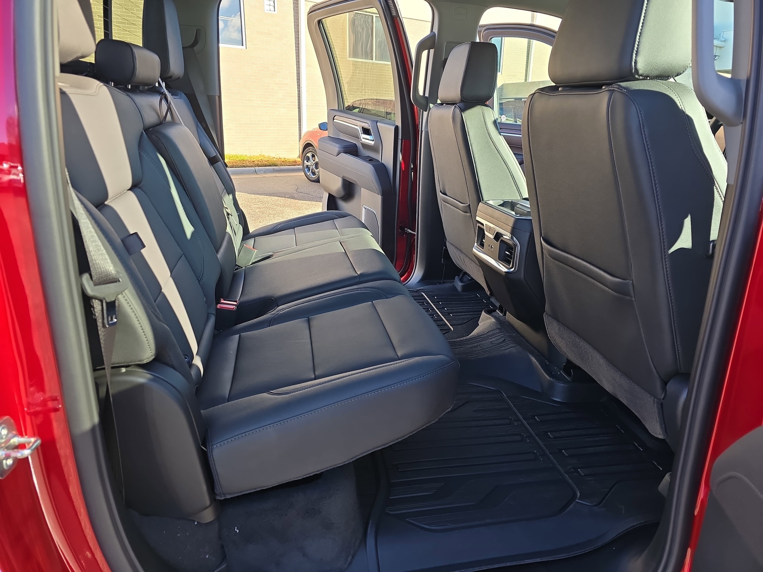 2026 GMC Sierra 2500HD SLT - Photo 13