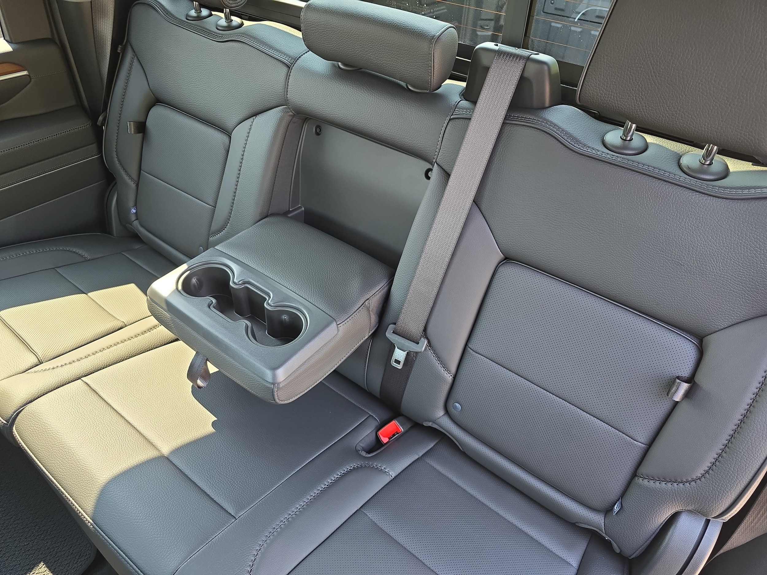 2026 GMC Sierra 2500HD Denali - Photo 14