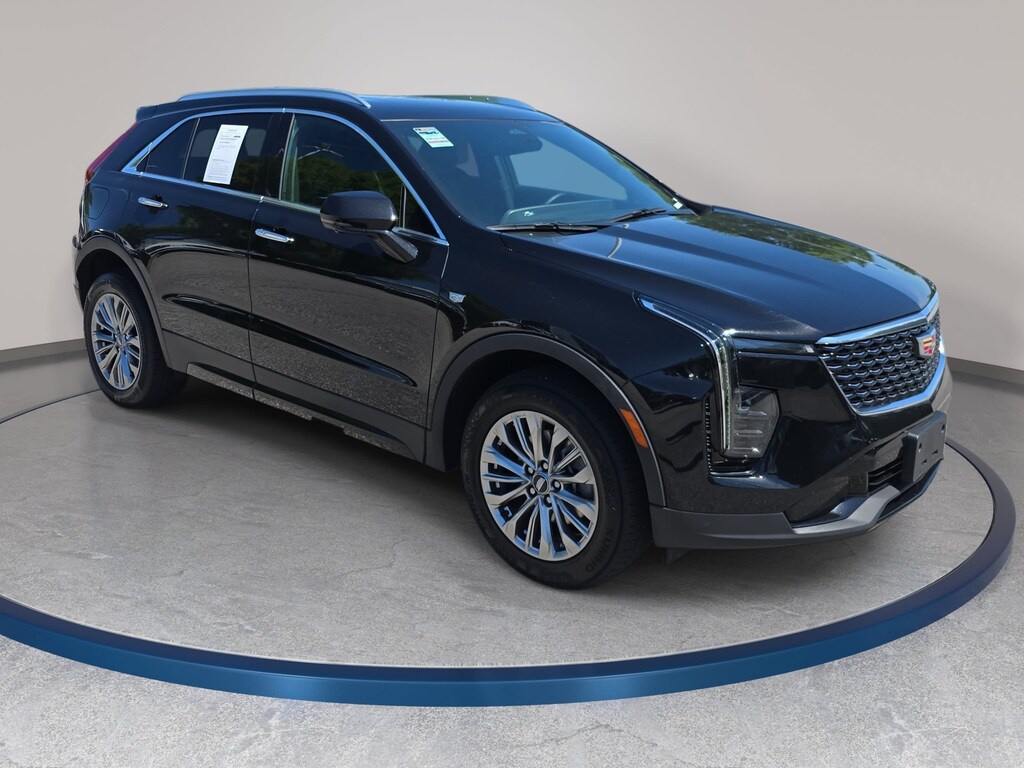 Used 2025 CADILLAC XT4 Premium Luxury SUV
