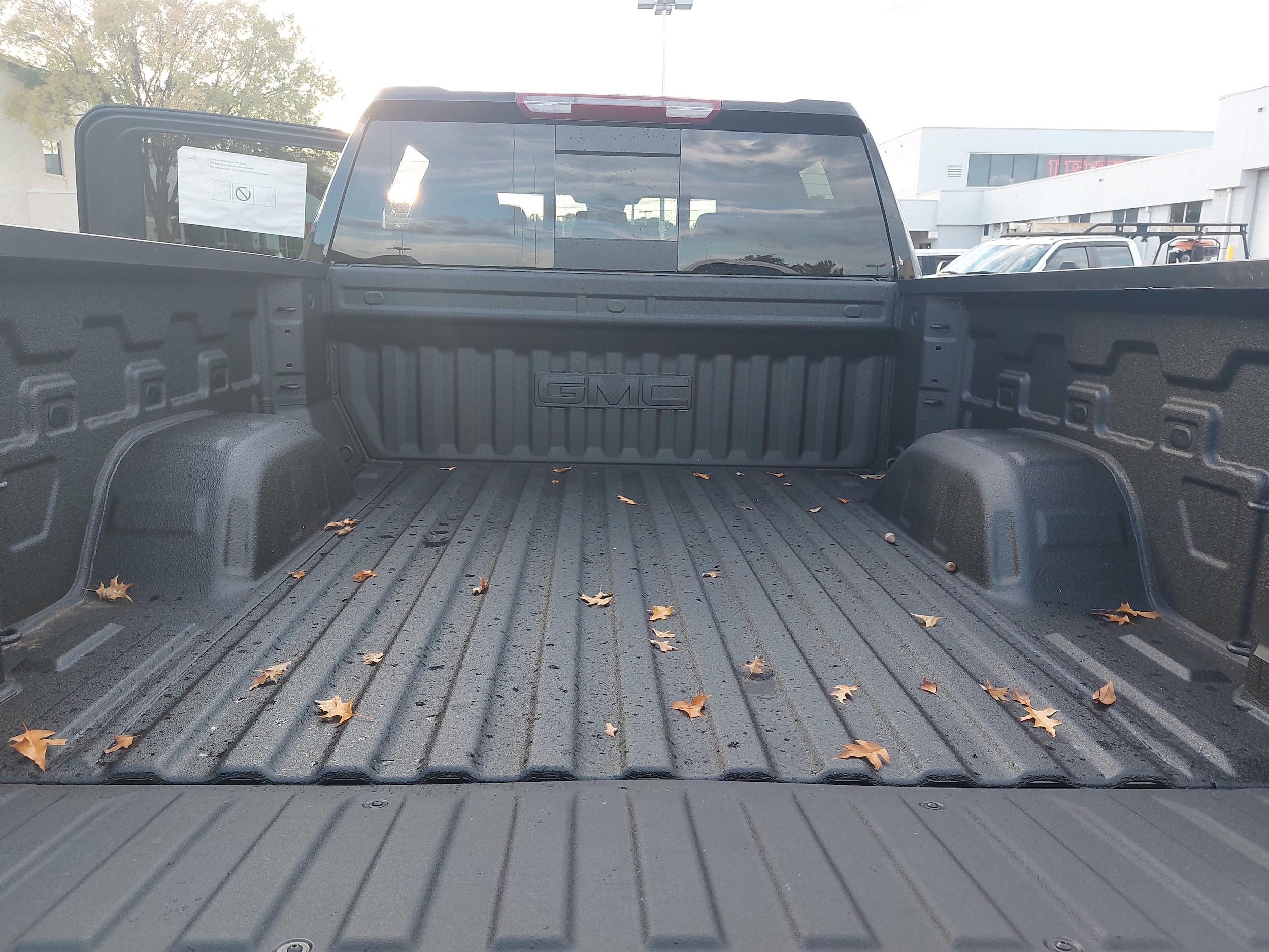 2026 GMC Sierra 1500 AT4 - Photo 12