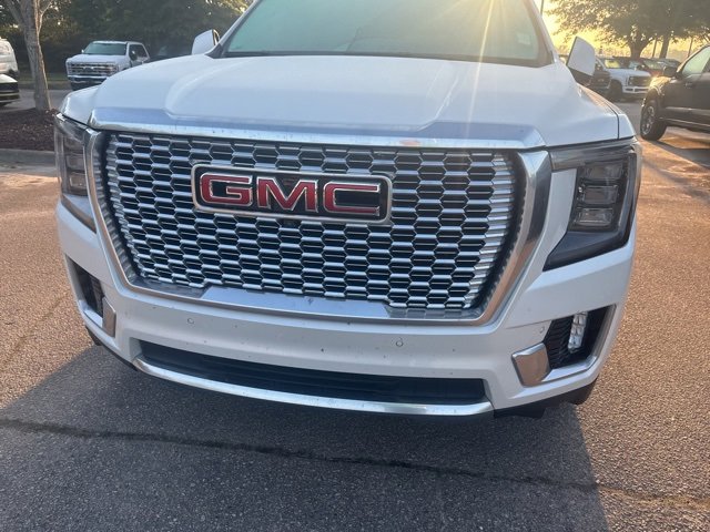 2023 Gmc Yukon XL Denali photo 2