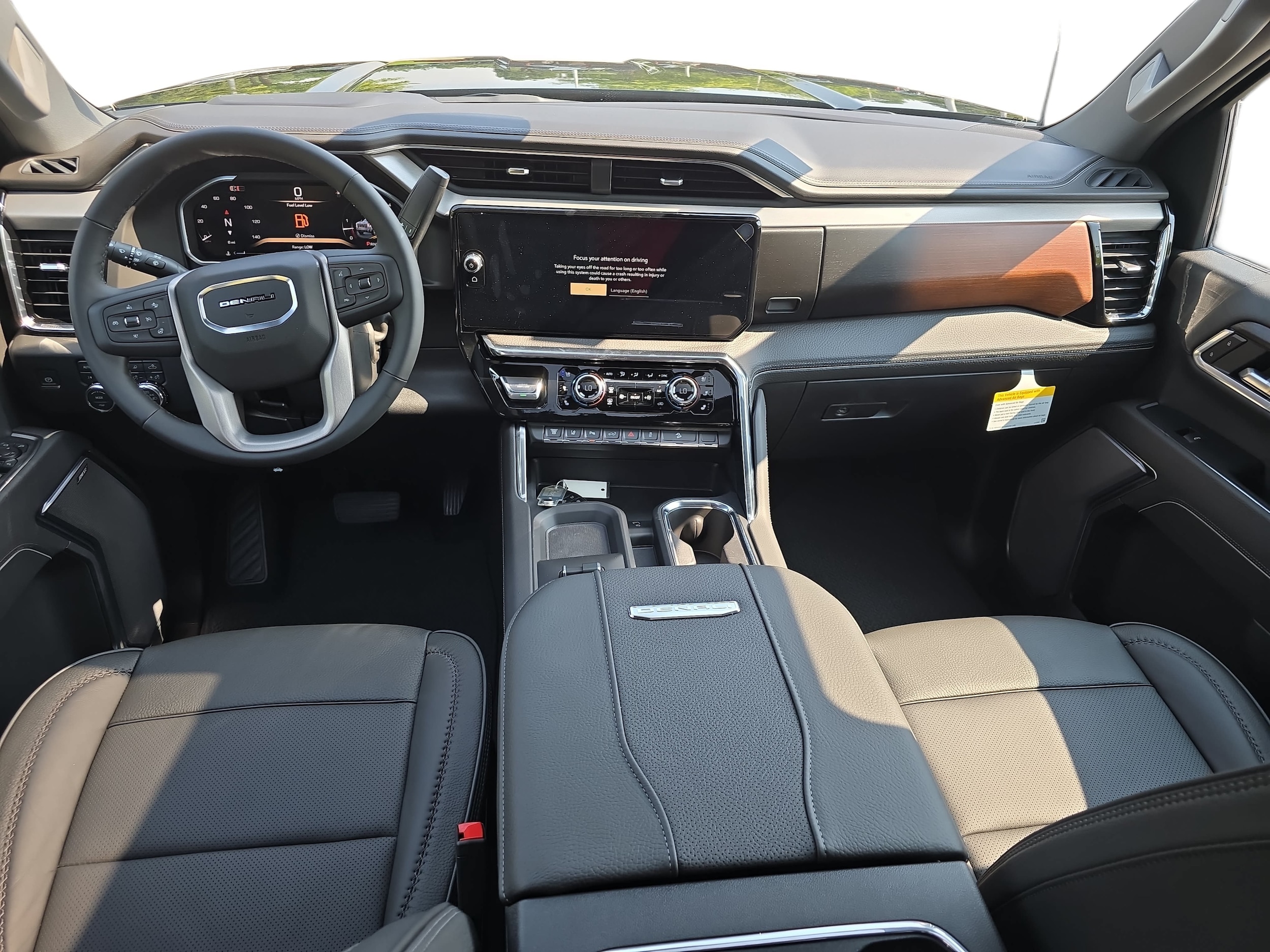 2026 GMC Sierra 2500HD Denali - Photo 9