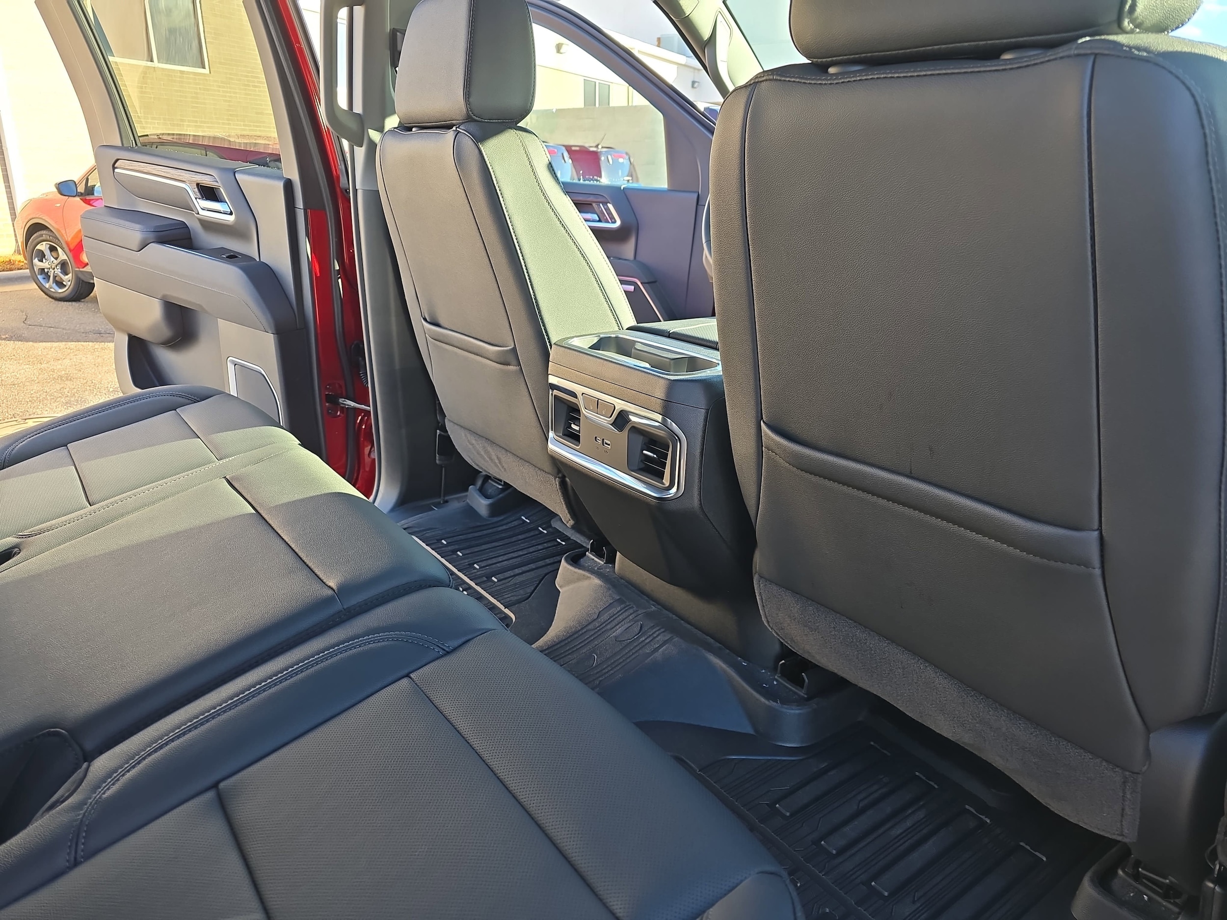 2026 GMC Sierra 2500HD SLT - Photo 12
