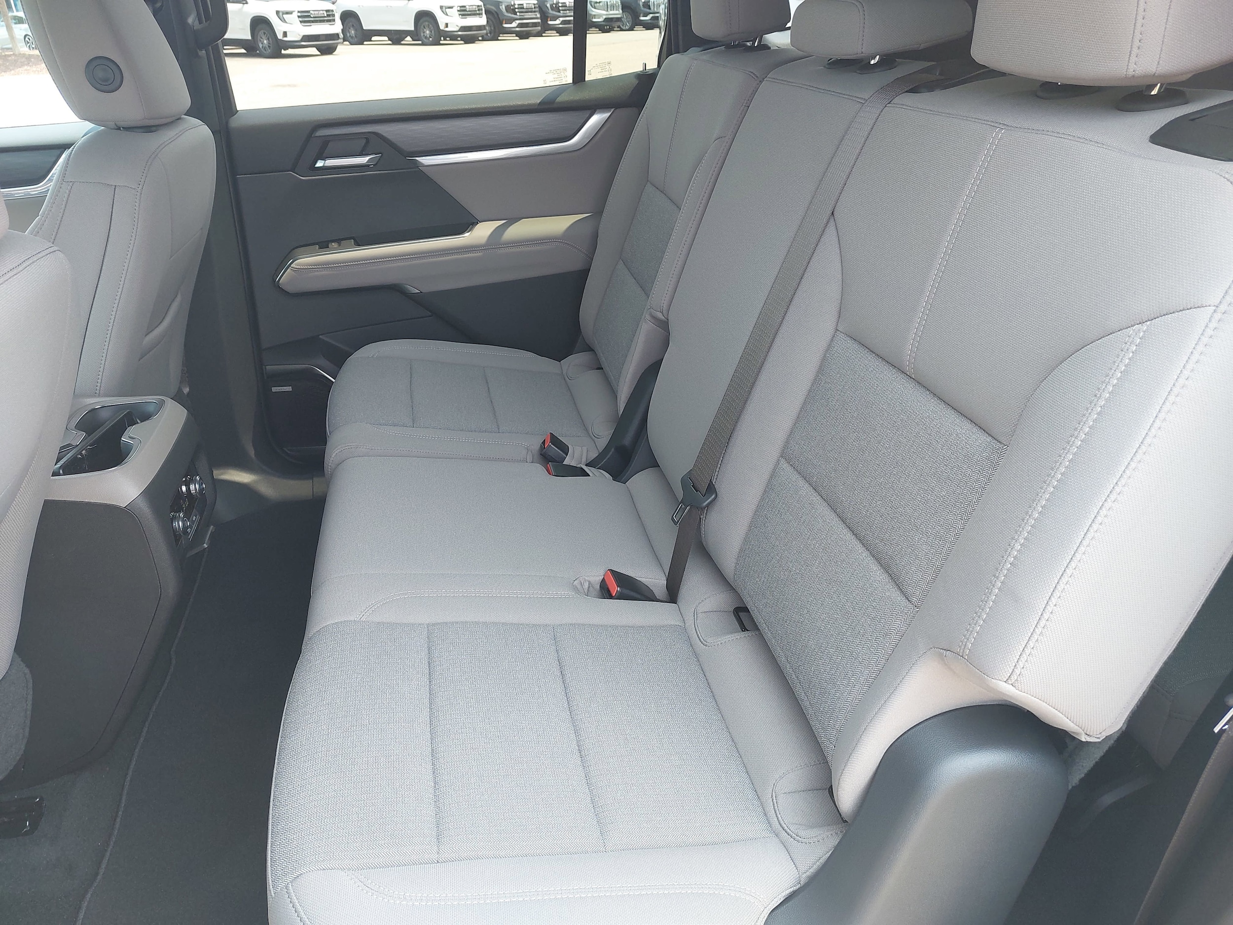 2025 GMC Acadia Elevation - Photo 16