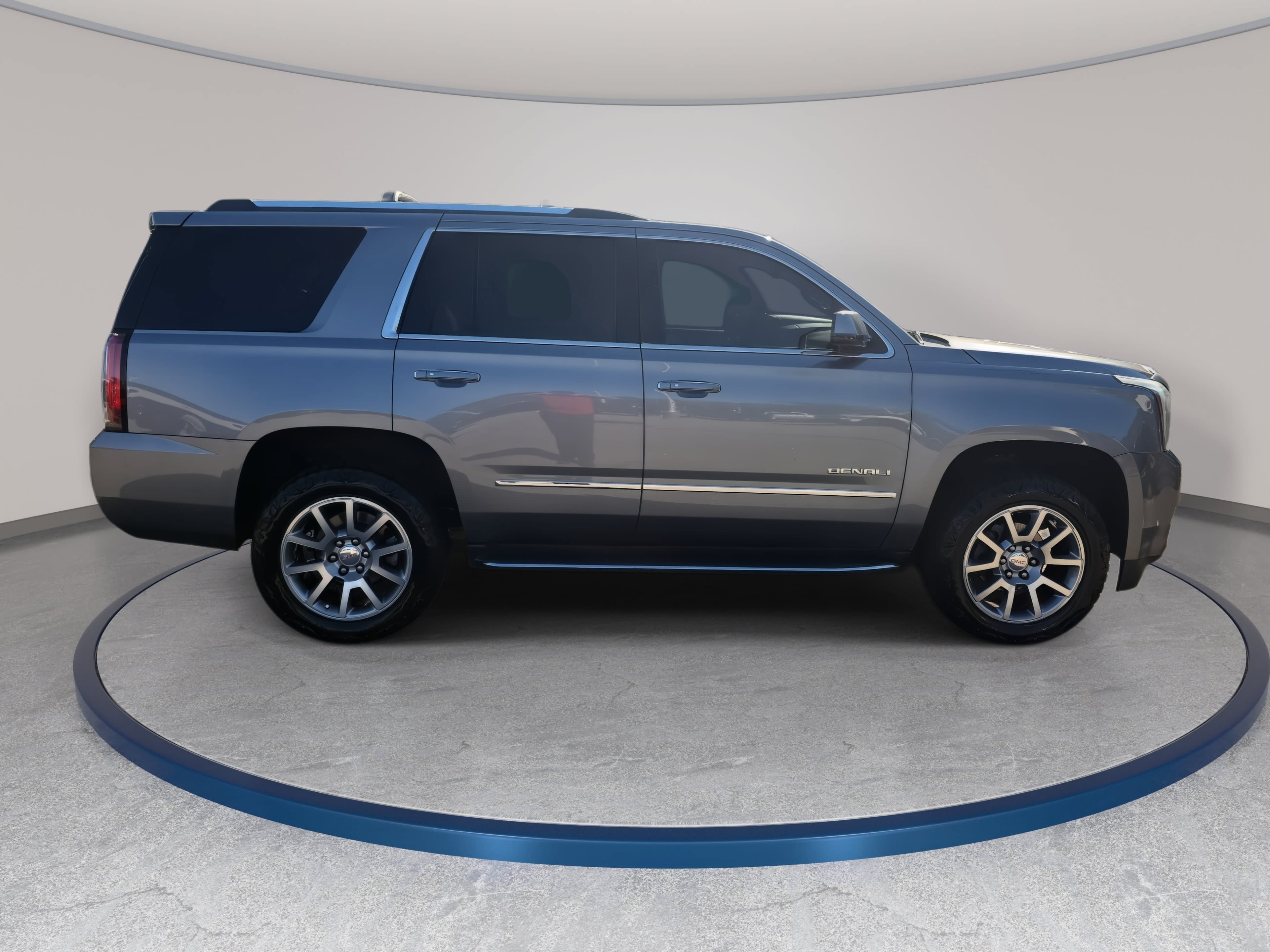 Used 2018 GMC Yukon Denali SUV