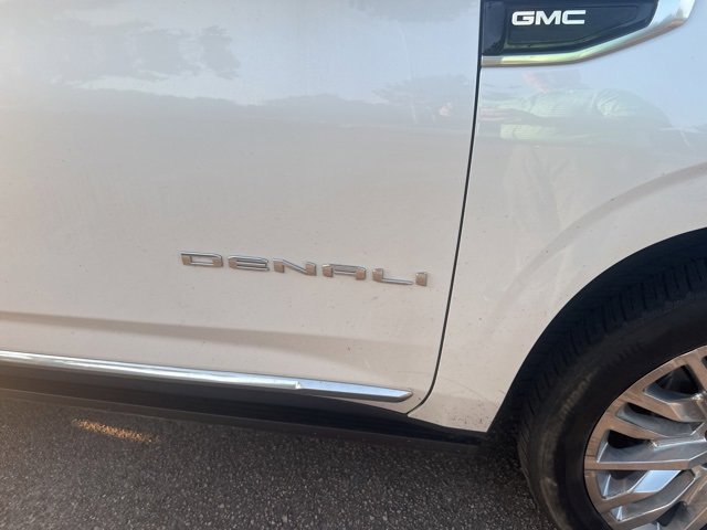 2023 Gmc Yukon XL Denali photo 4