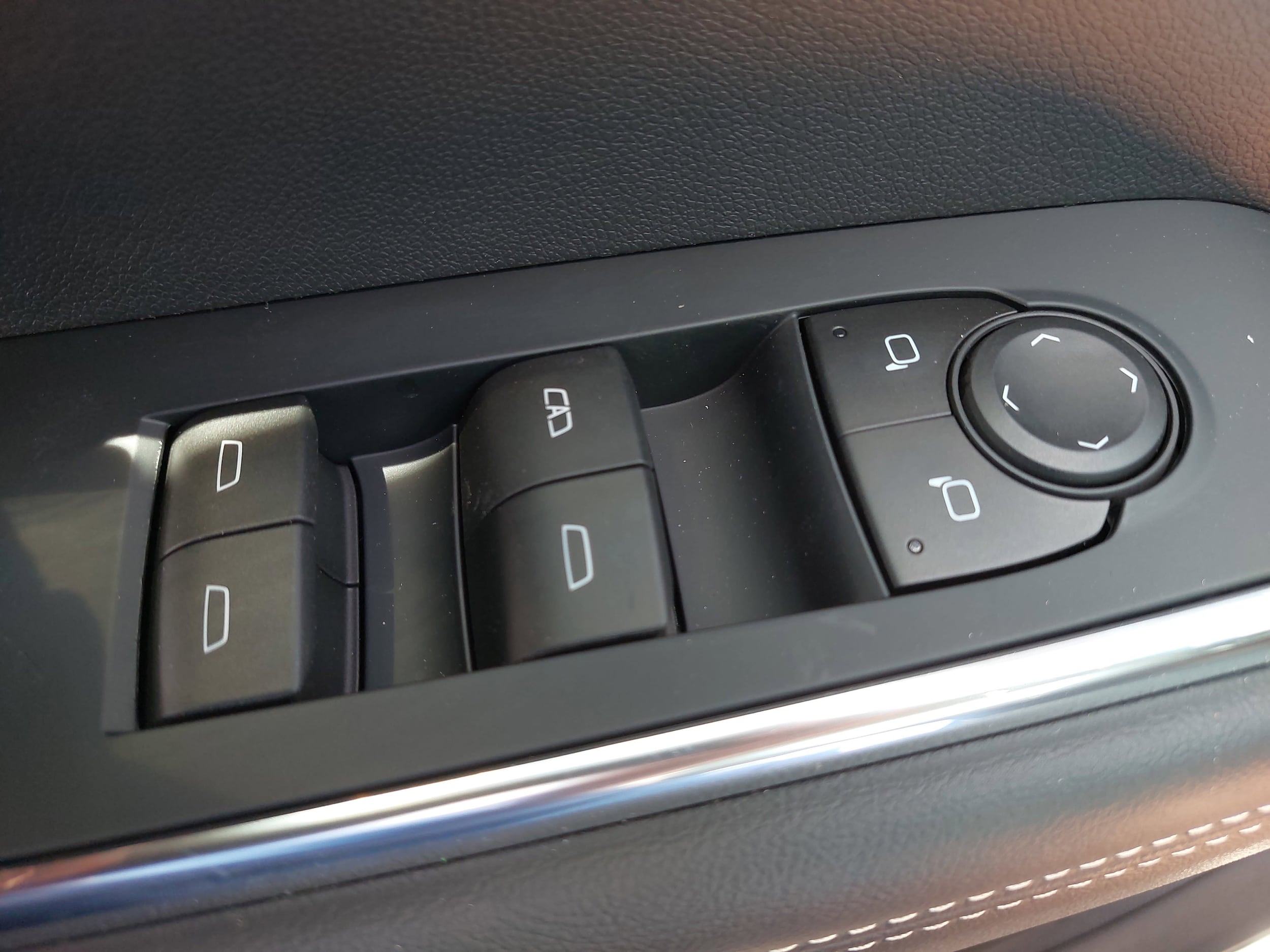 2025 GMC Acadia Elevation - Photo 30