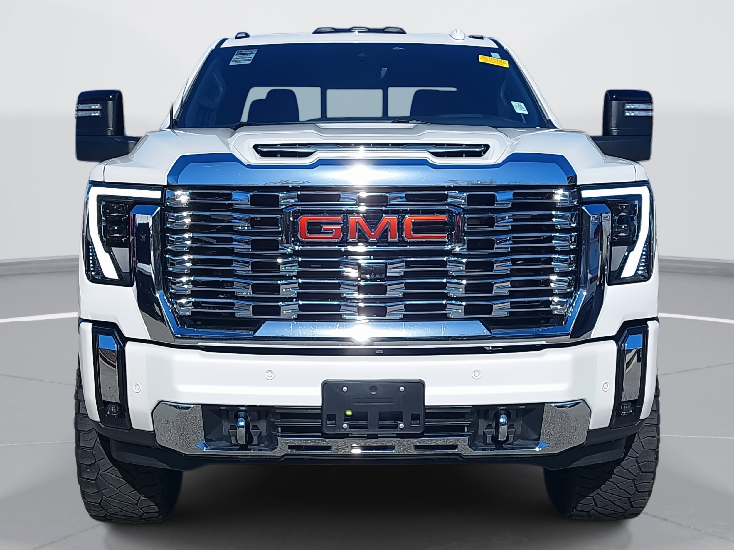 2024 Gmc Sierra 2500 HD Denali photo 2