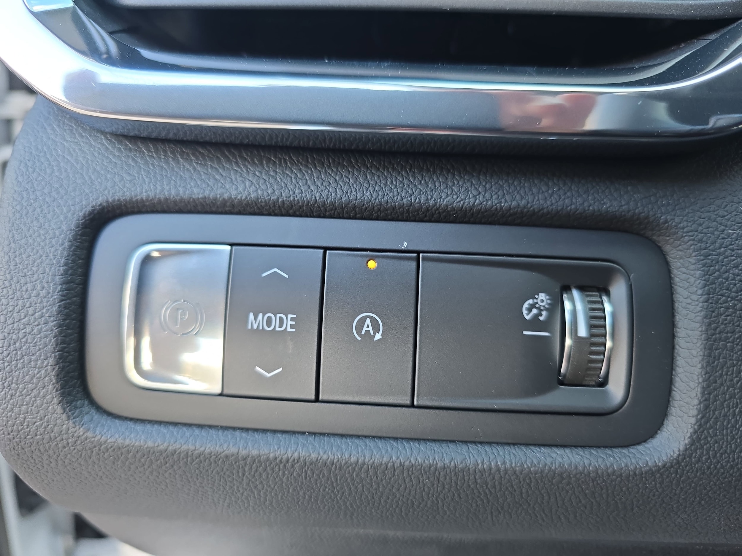 2026 GMC Acadia Elevation - Photo 28