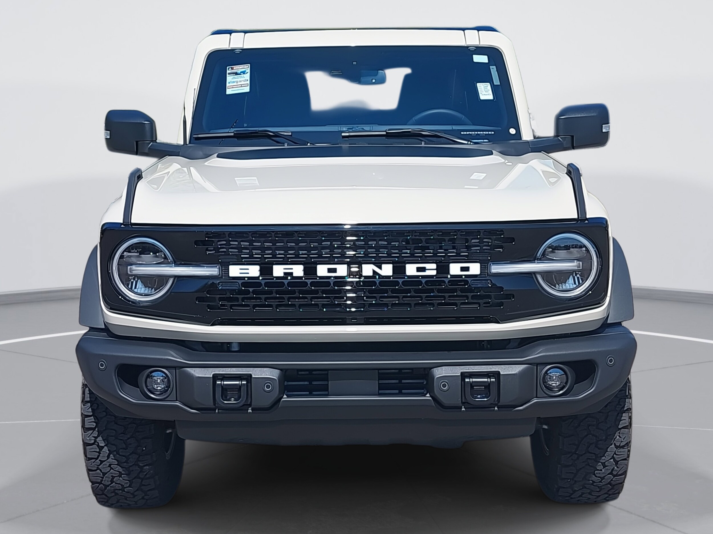 2025 Ford Bronco Badlands photo 2