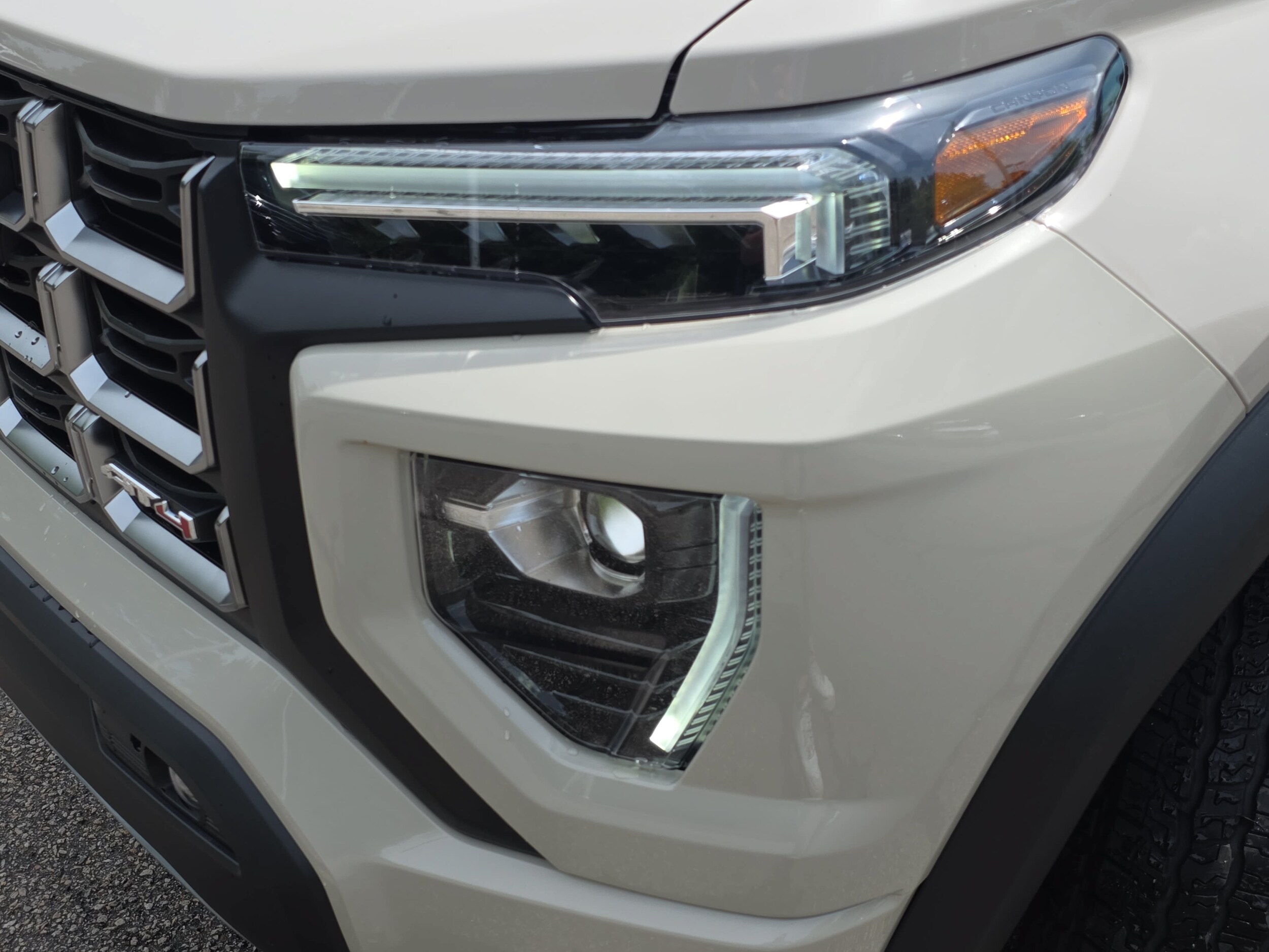 2026 GMC Canyon AT4 - Photo 31