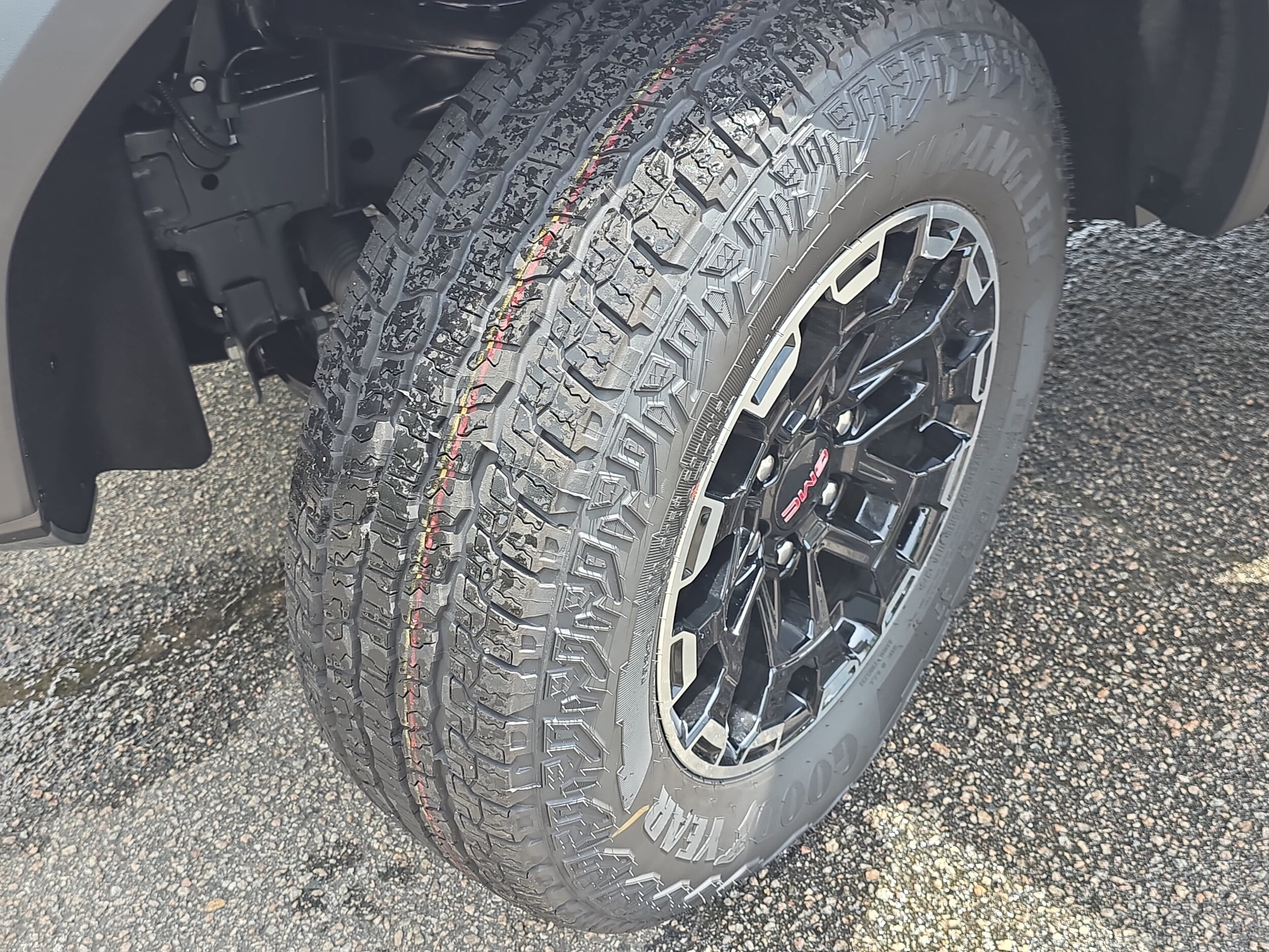 2026 GMC Canyon AT4 - Photo 32