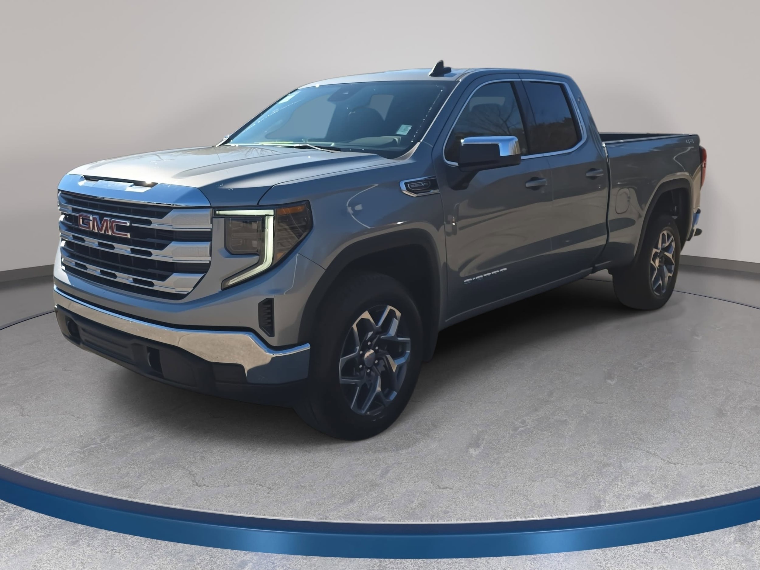 2026 GMC Sierra 4WD Double Cab Standard Box SLE's photo