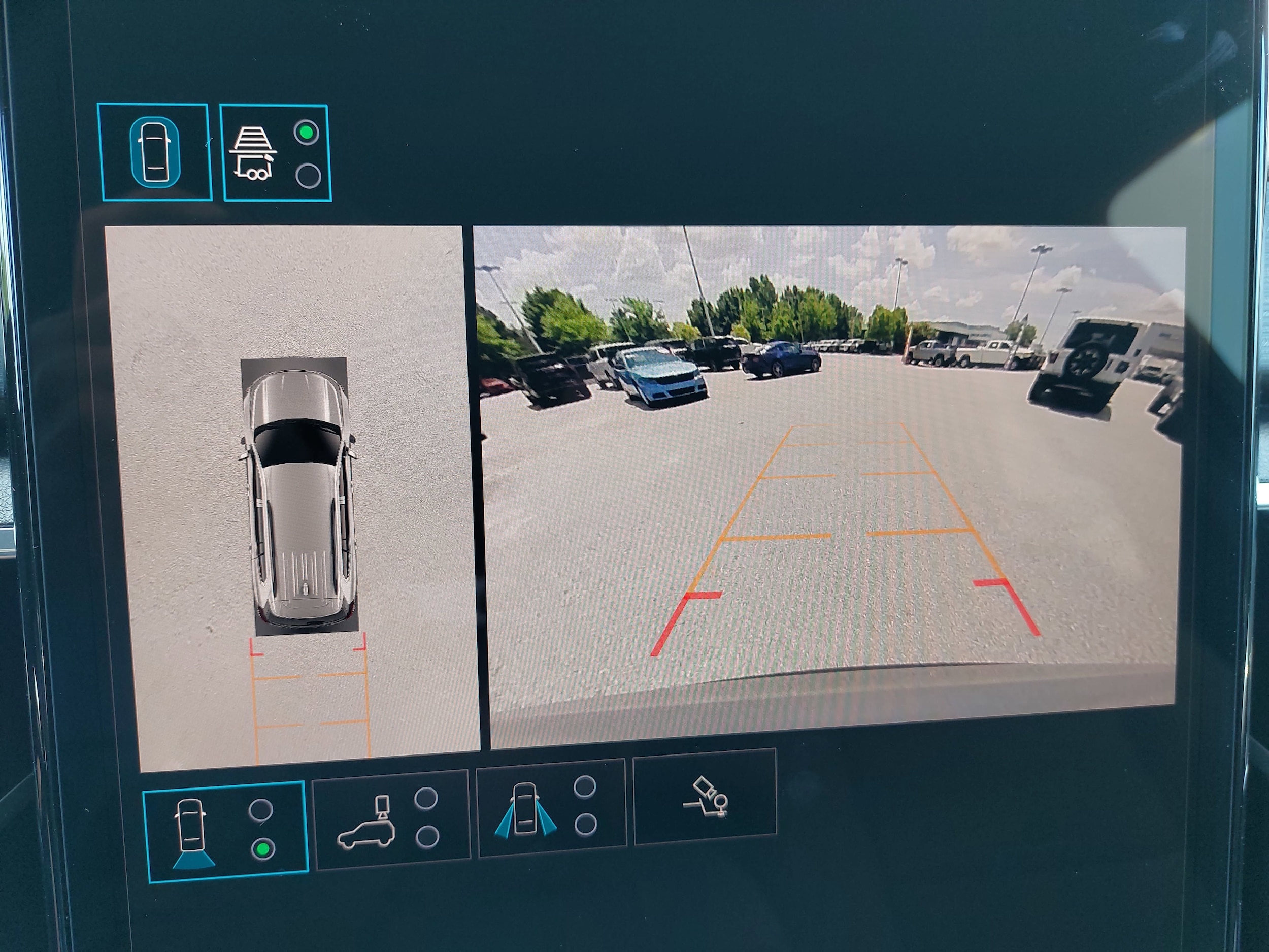 2025 GMC Acadia Elevation - Photo 26