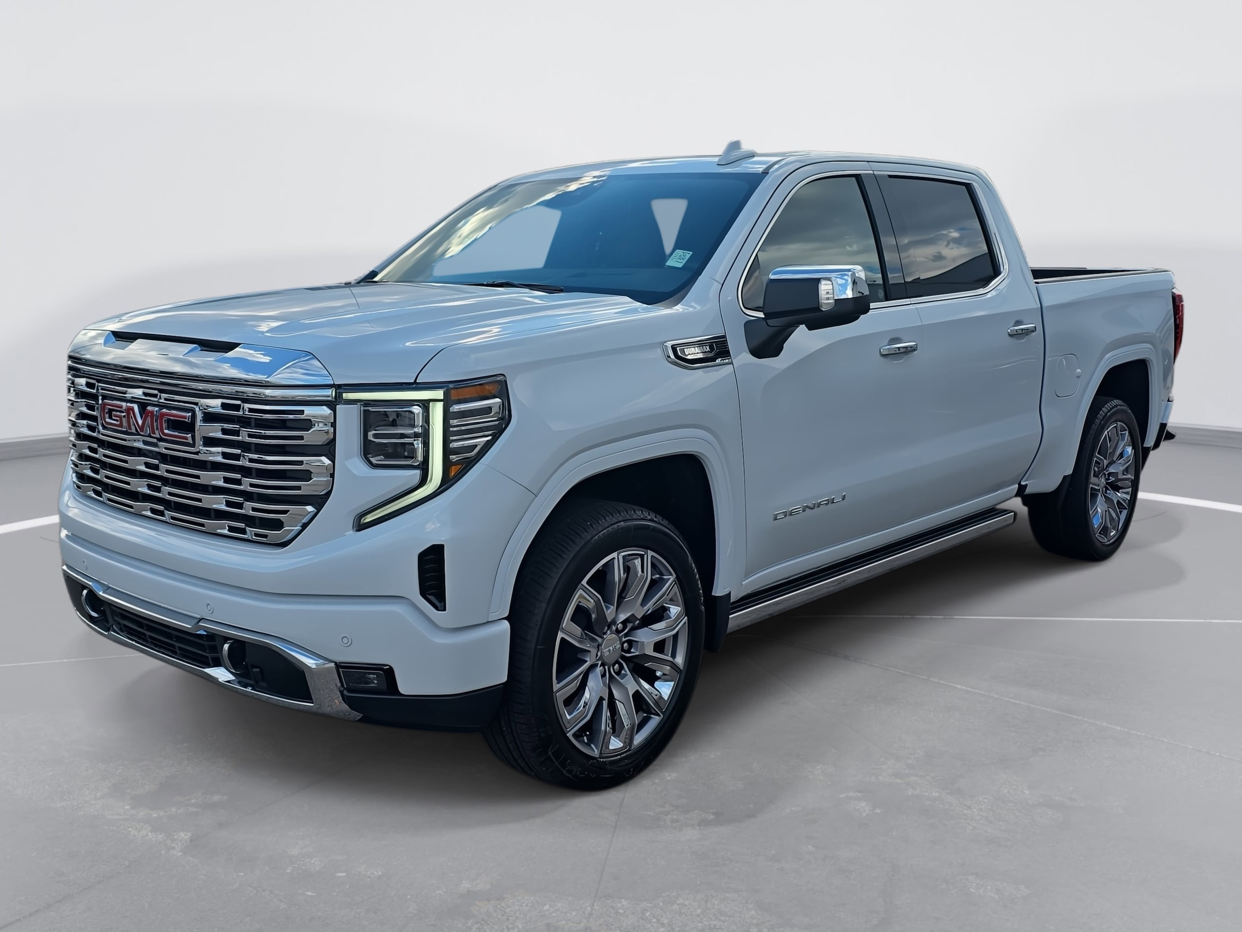 2026 GMC Sierra 1500 Denali's photo