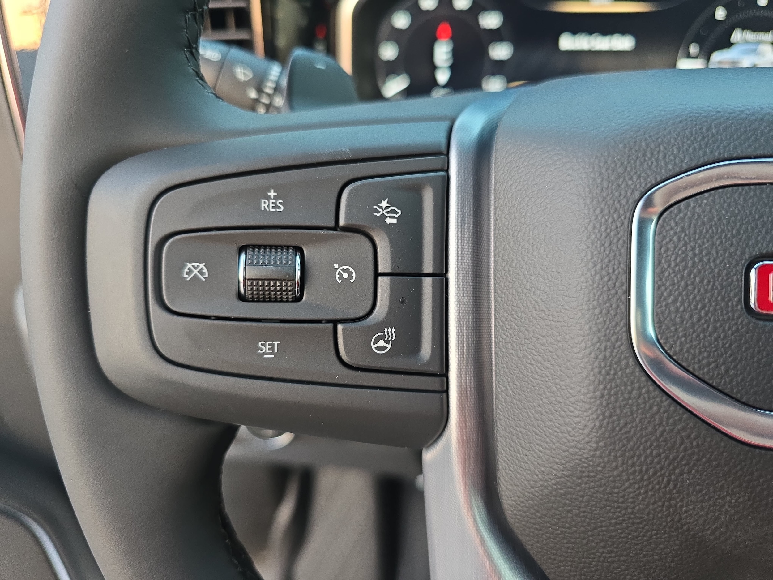 2026 GMC Sierra 1500 SLT - Photo 15